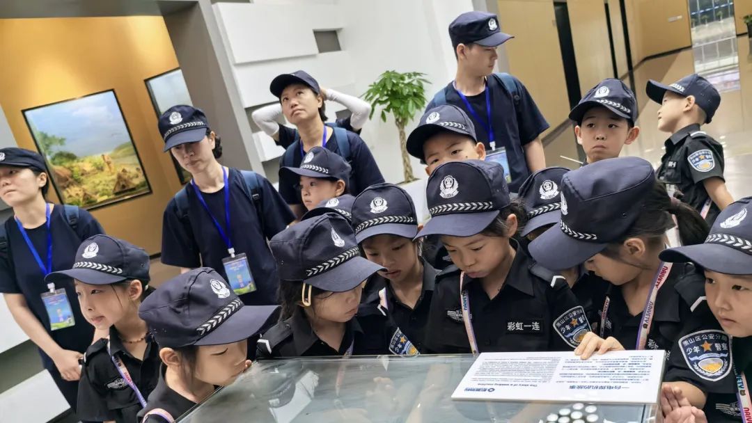 1752713922200983c7aE.jpg 1752713922200983c7aE.jpg