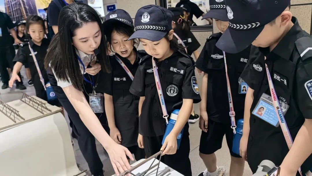 17527140151160092K7s.jpg 17527140151160092K7s.jpg